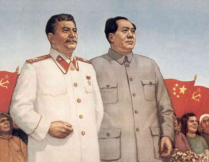 11 stalin-mao.jpg - Stalin e Mao Zedon ritratti in un tipico manifesto propagandistico.